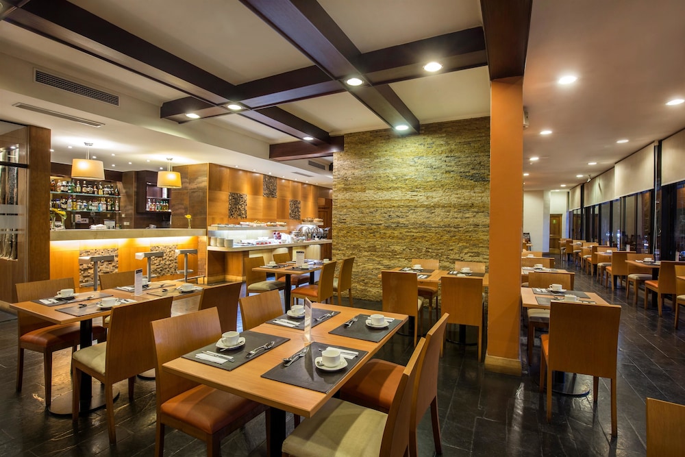 restaurant-cafeteria