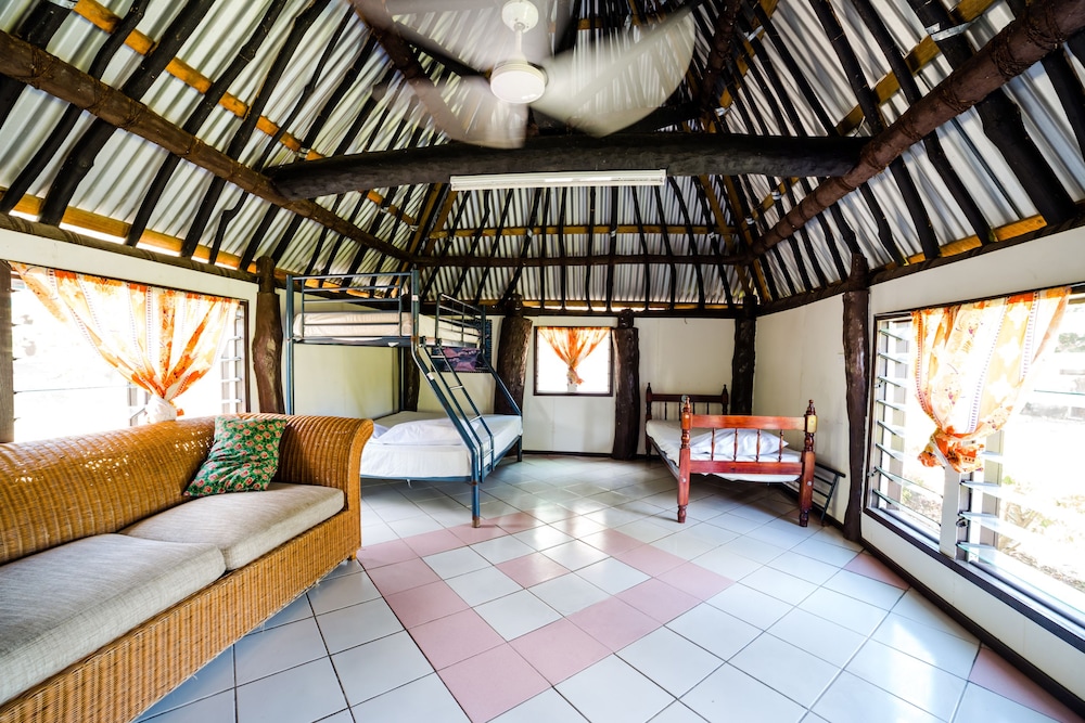 Ratu Kini Backpackers & Dive Resort 39/67