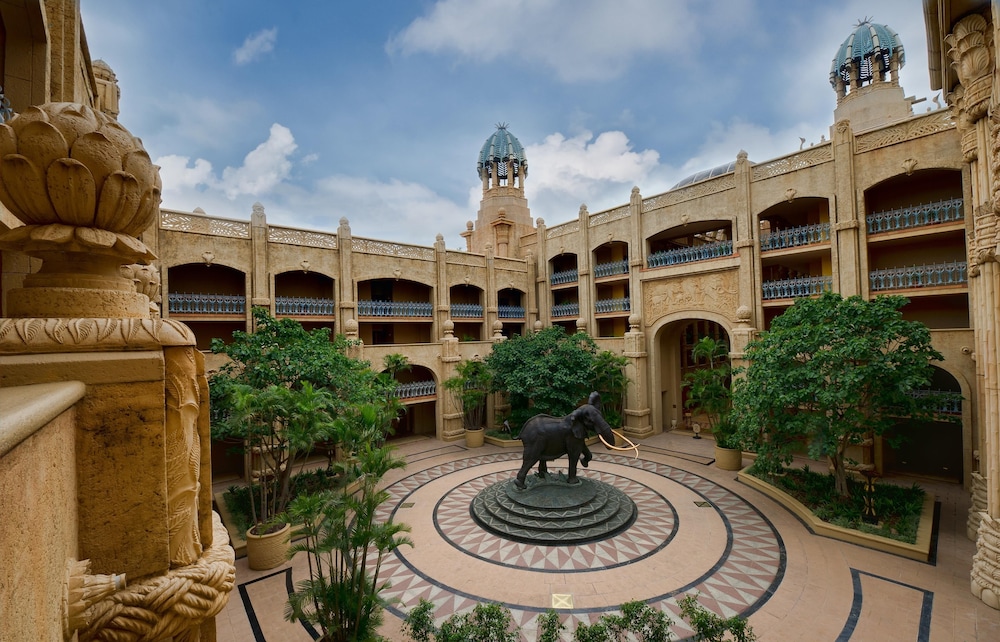 The Palace of the Lost City 68/72