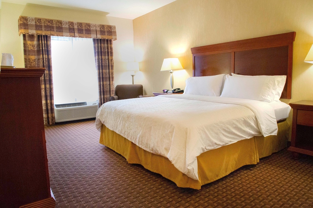 Holiday Inn Express Hotel And Suites Center Tx 18/76