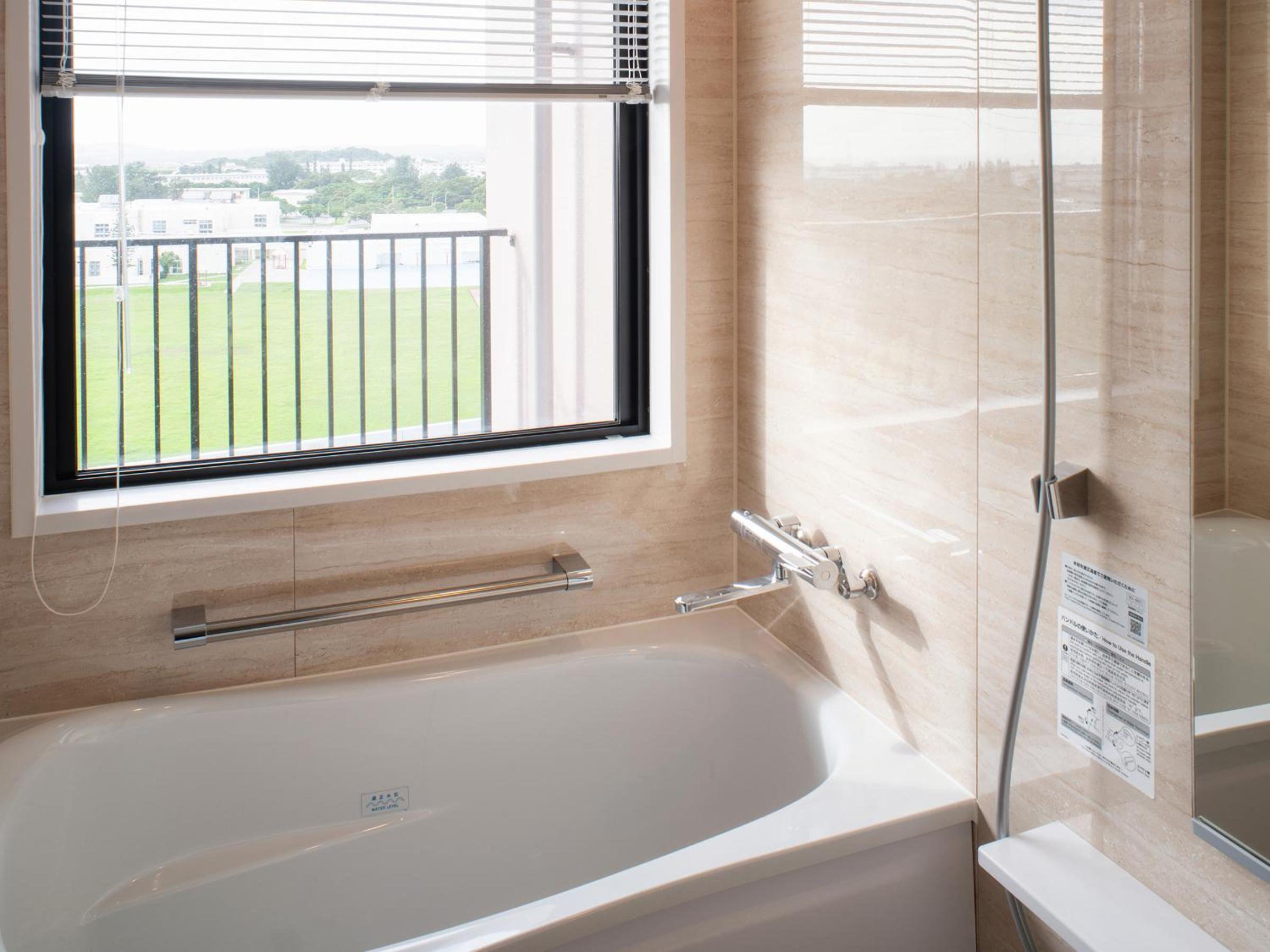 Deluxe Room (Quadruple use)، REF Okinawa Arena by VESSEL HOTELS 3/4