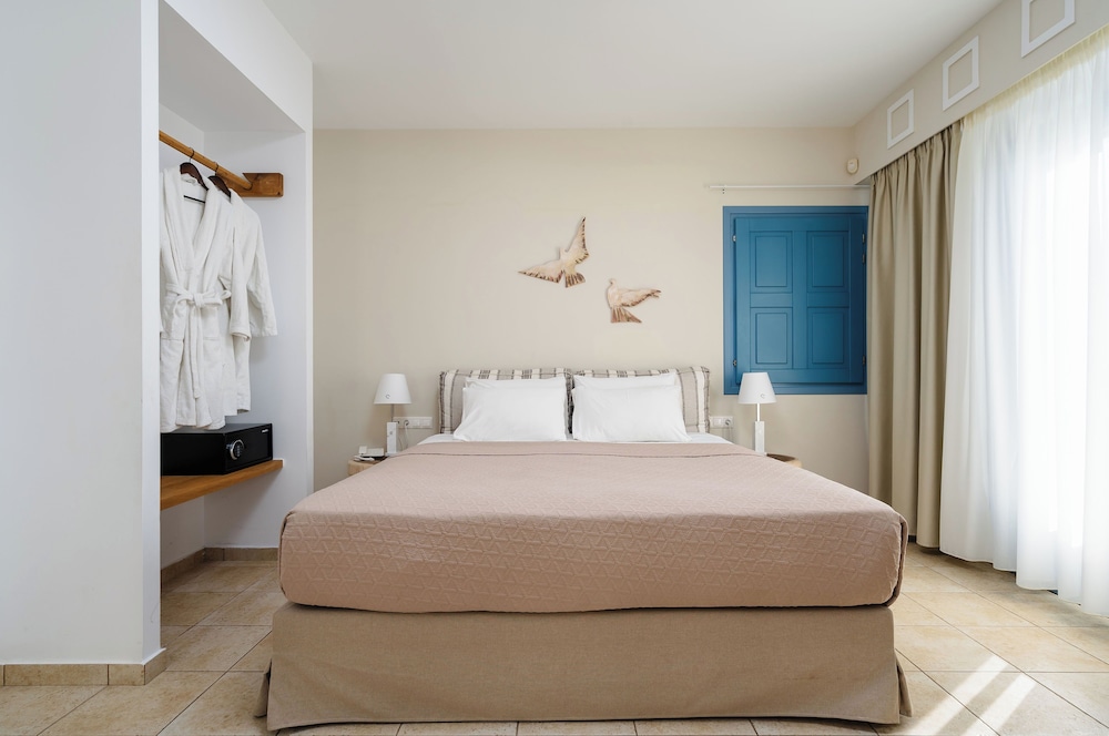 EXECUTIVE, SUITE, JETTED TUB