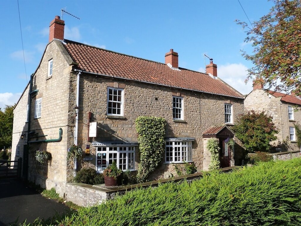 Plumpton Court 1/57