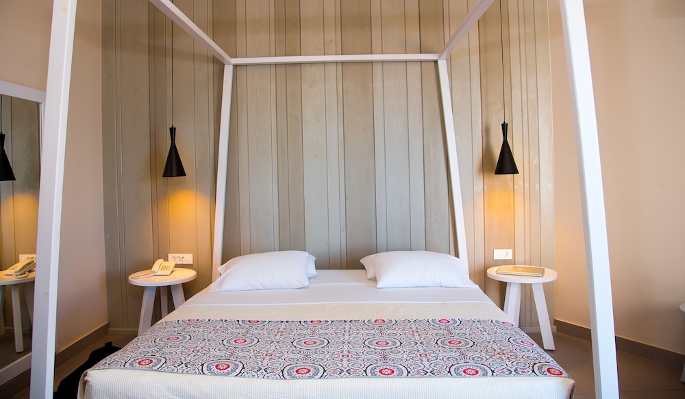 Elia Agia Marina Hotel 17/77