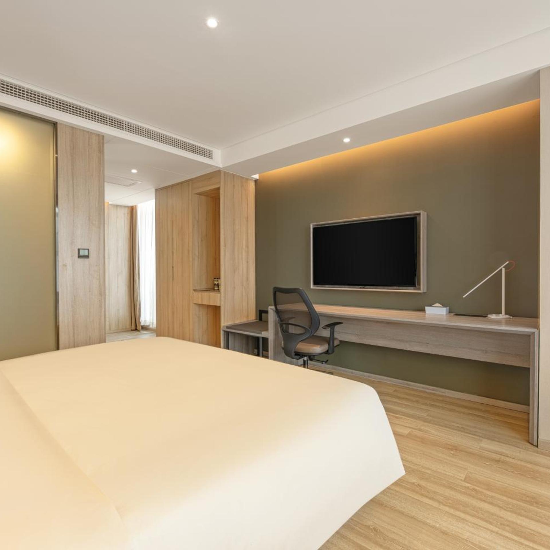 Atour Hotel (Baoji Administration Center, High-speed Railway South Station) 22/51