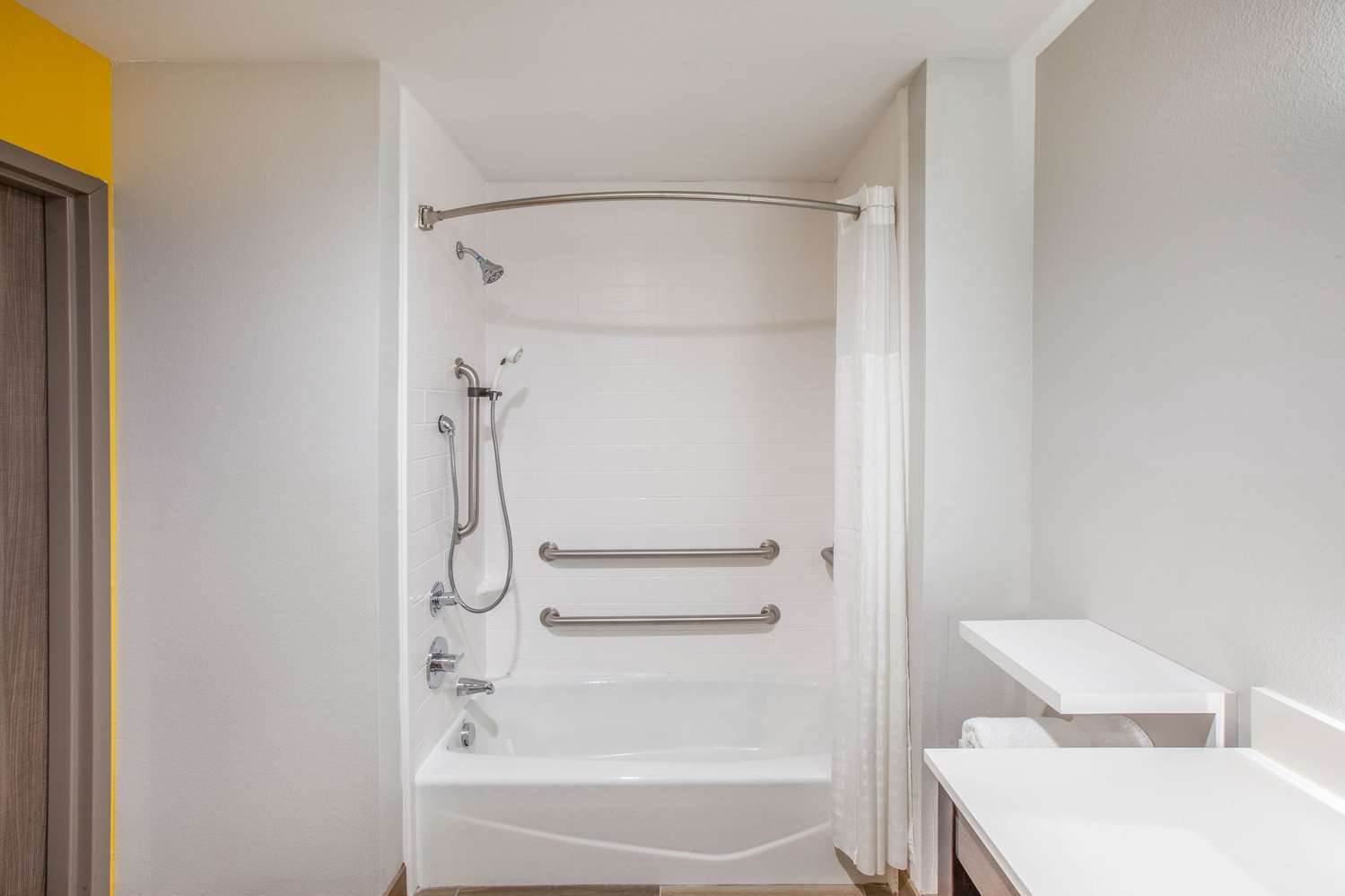 La Quinta Inn And Suites By Wyndham Dallas Duncanville 53/53