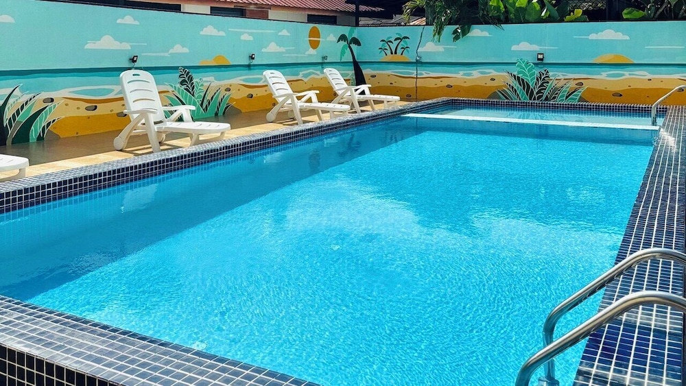 Royal Agate Beach Resort 38/64