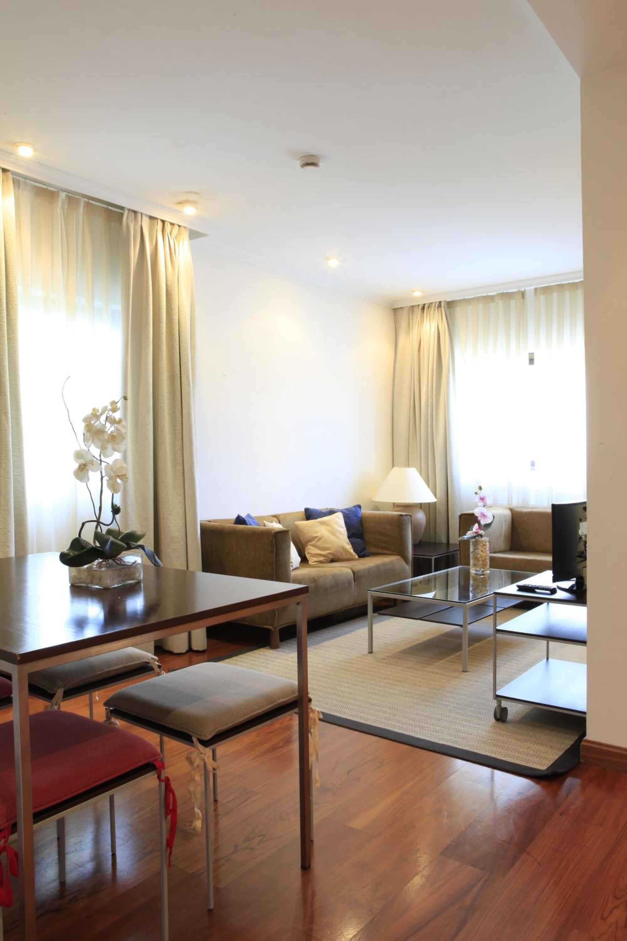 Hotel Escuela Madrid 23/49