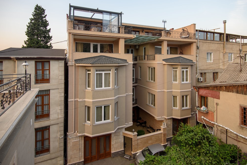 KMM Hotel Tbilisi in TBILISI