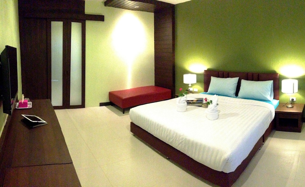 Villa Thiwa Hotel 10/19