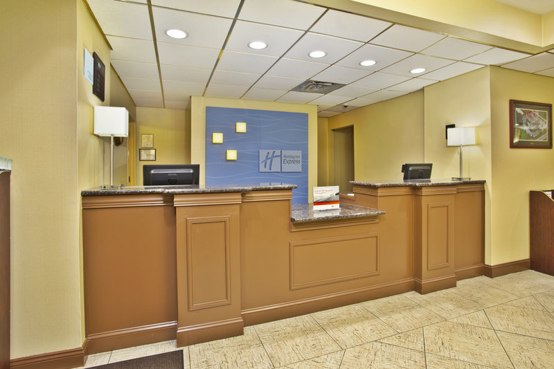 Holiday Inn Express Hotel Suites Harrington 12/52