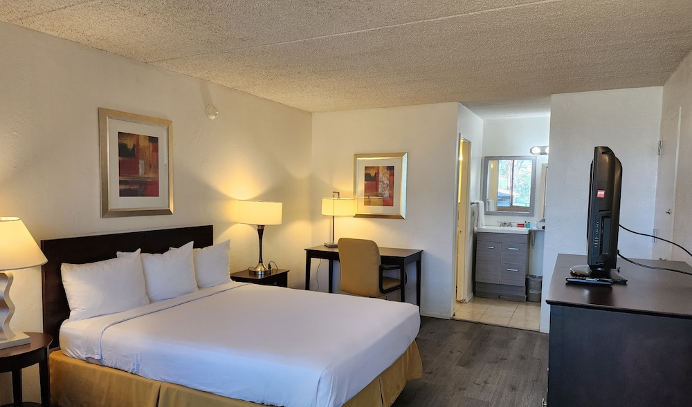 استوديو تقليدي بسرير كوين، Mariposa Hotel 2/5