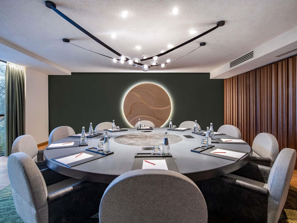 Swissotel Tbilisi 96/102