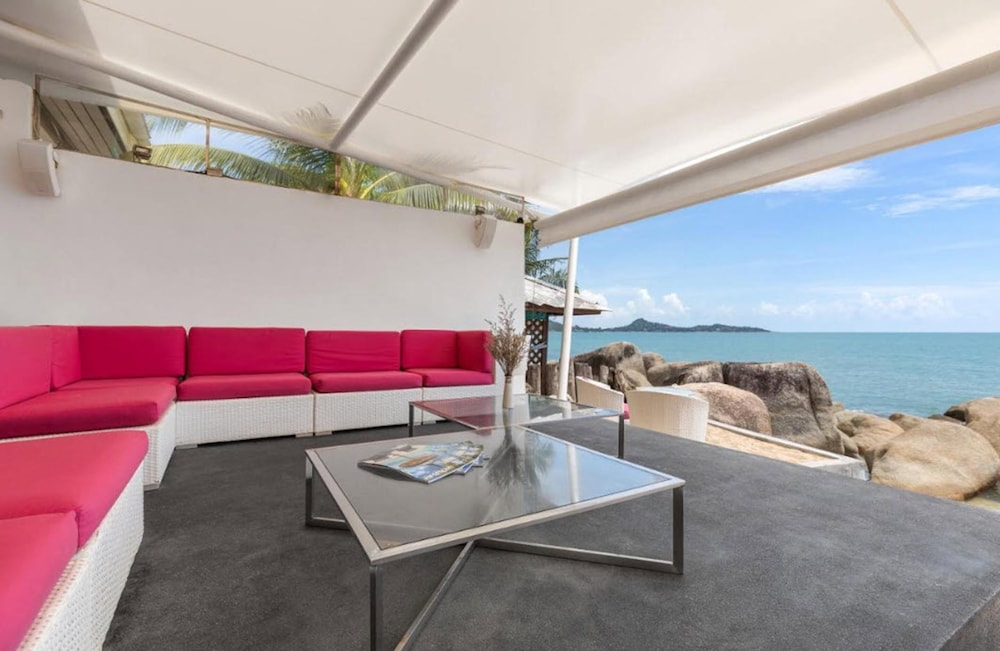 Beluga Boutique Hotel 24/50