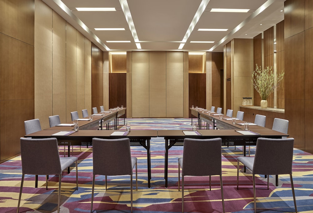 Hyatt Regency Shenzhen Yantian 57/68