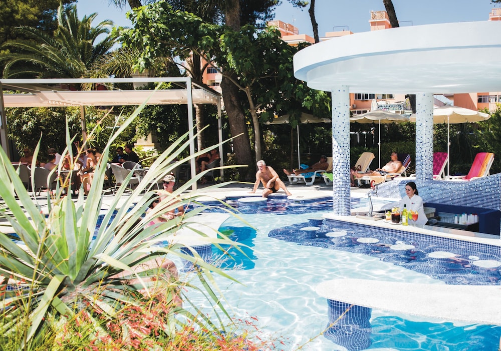 Hotel RIU Bravo 36/42