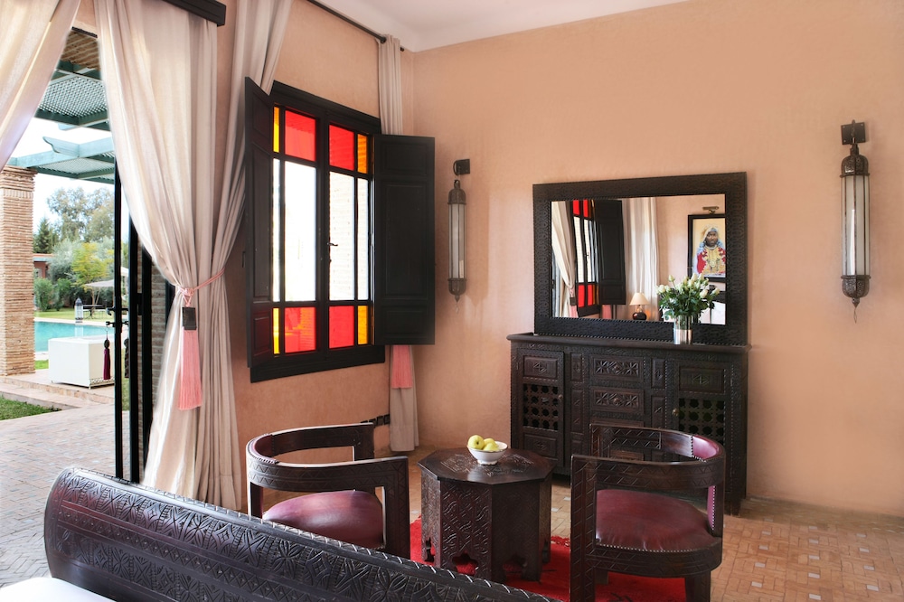 Riad Jawad 12/25