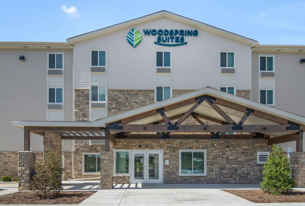 WoodSpring Suites Fort Mill 3/31