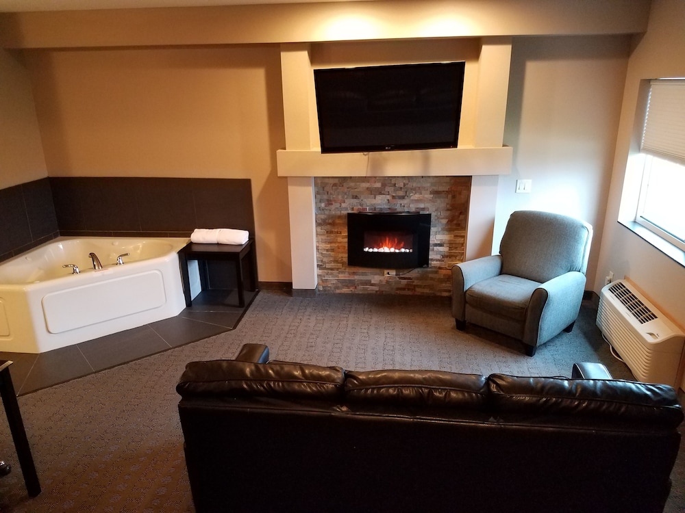 Okoboji Inn And Suites 32/52