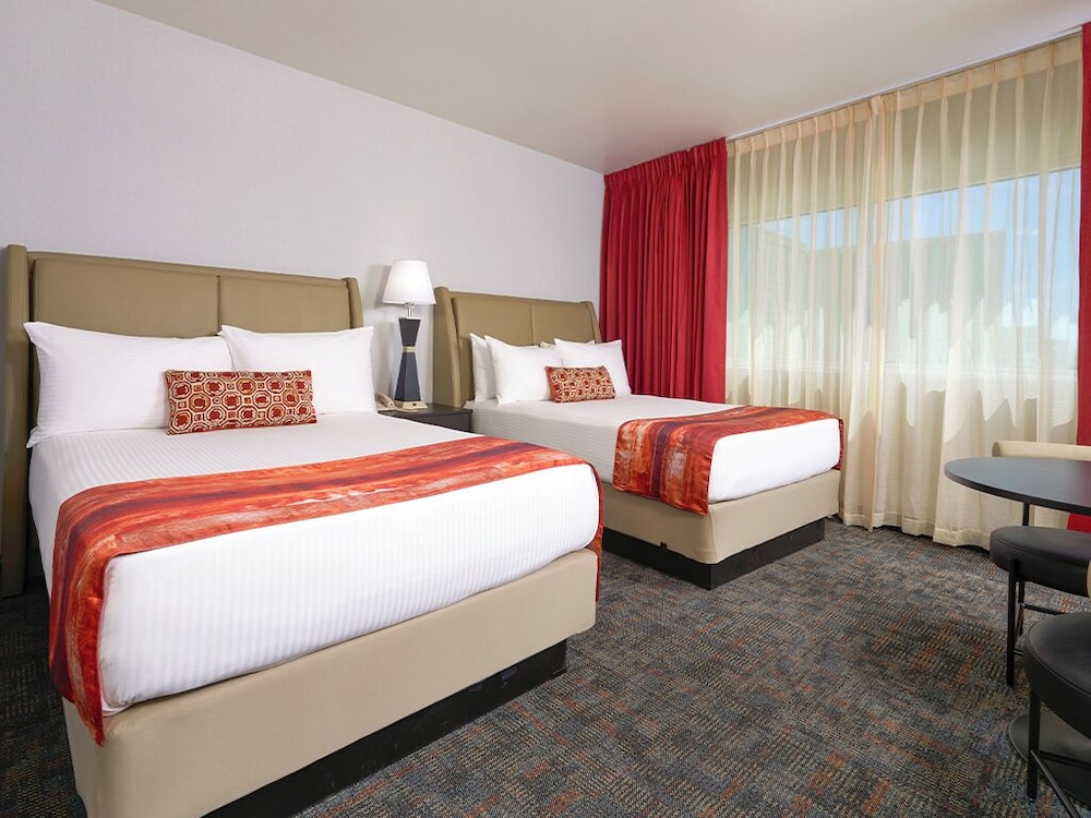 Four Queens Hotel & Casino 25/63
