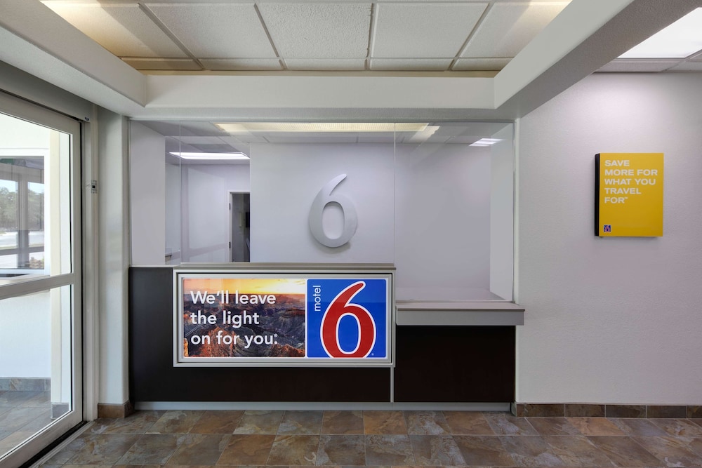 Motel6 San Antonio Tx Airport 9/60