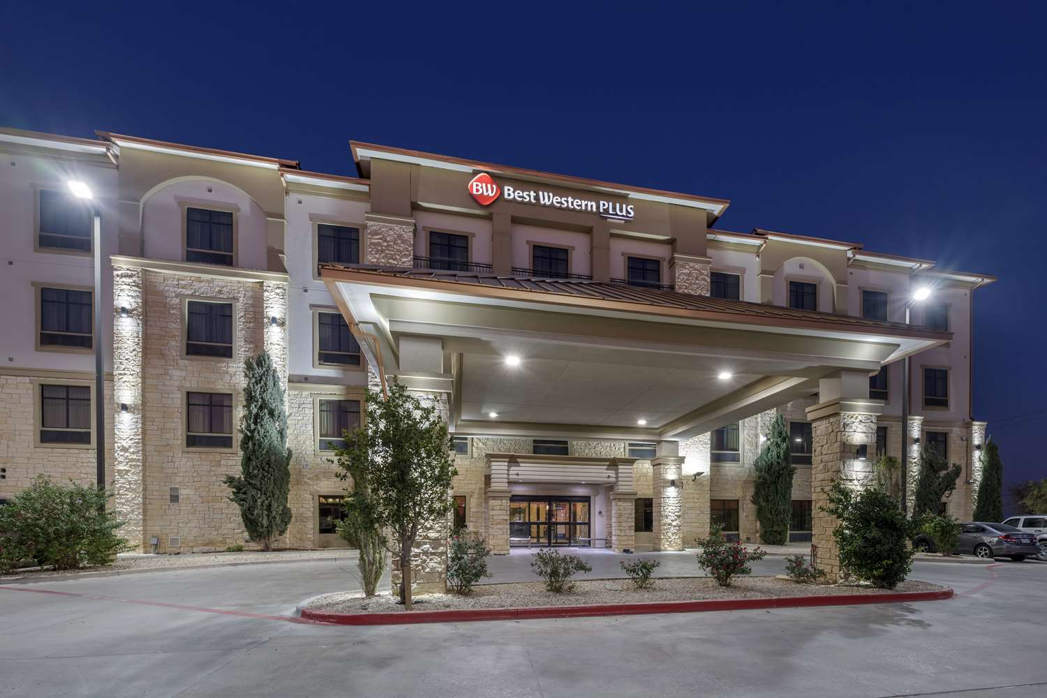 Best Western Plus Midland Suites 1/11
