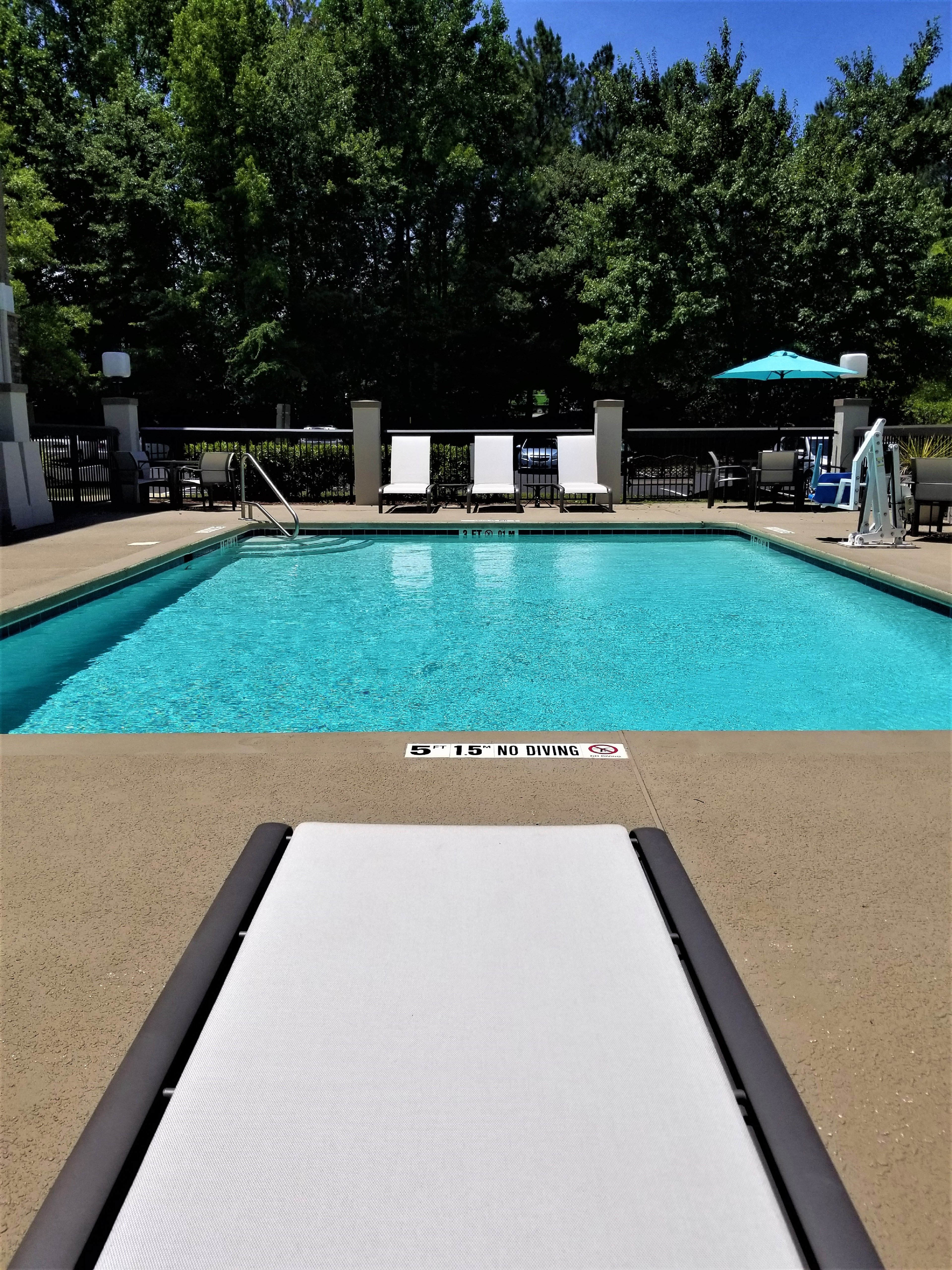 Holiday Inn Express Apex Raleigh 41/43