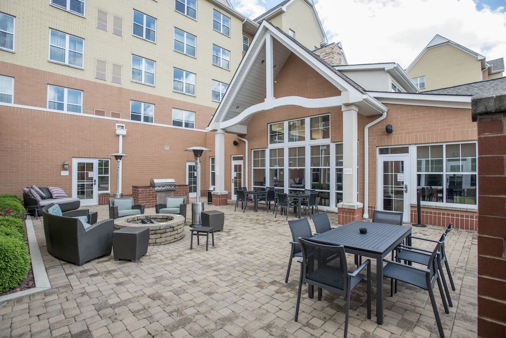 Residence Inn Cincinnati North West Chester 32/41