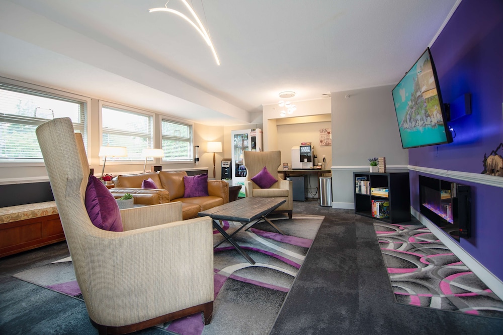 Coast Parksville Hotel 25/50