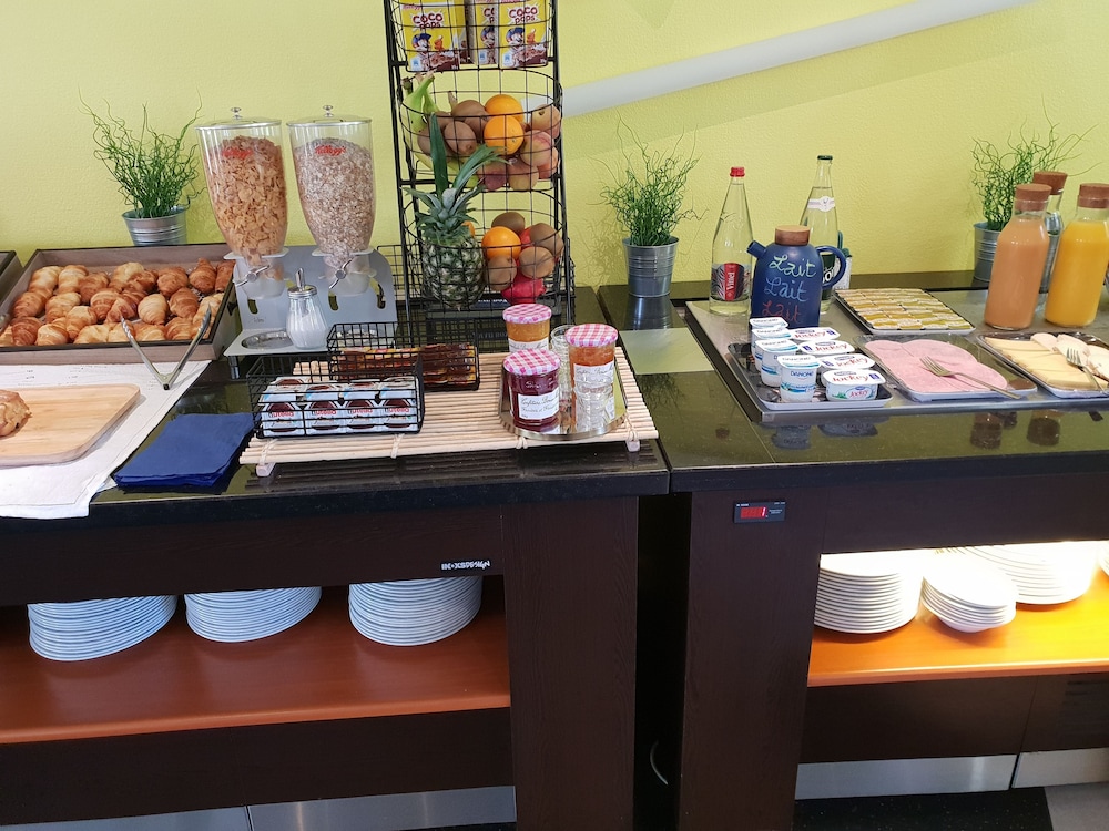 Ibis Styles Marseille Plan De Campagne 56/70
