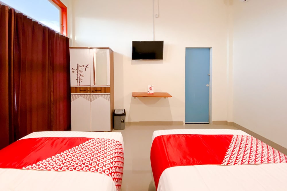 Super OYO Capital O 3092 Falah Residence Syariah 10/24