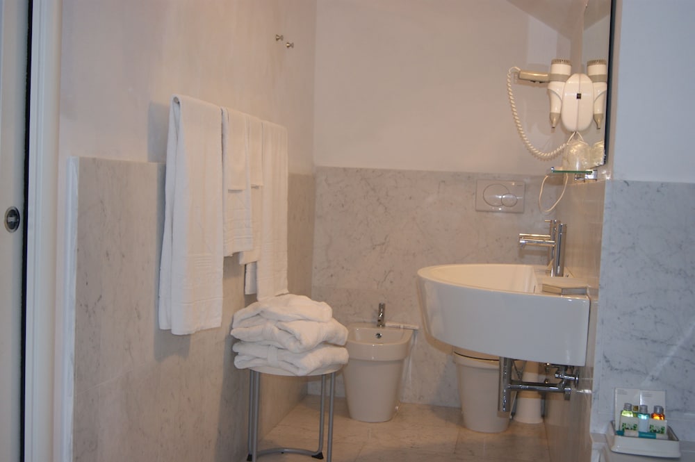 Locanda Dell Angelo 21/45