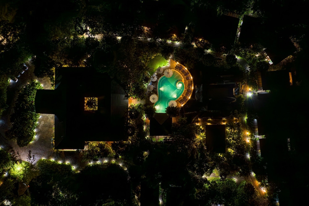 Rio Celeste Hideaway Hotel 61/63