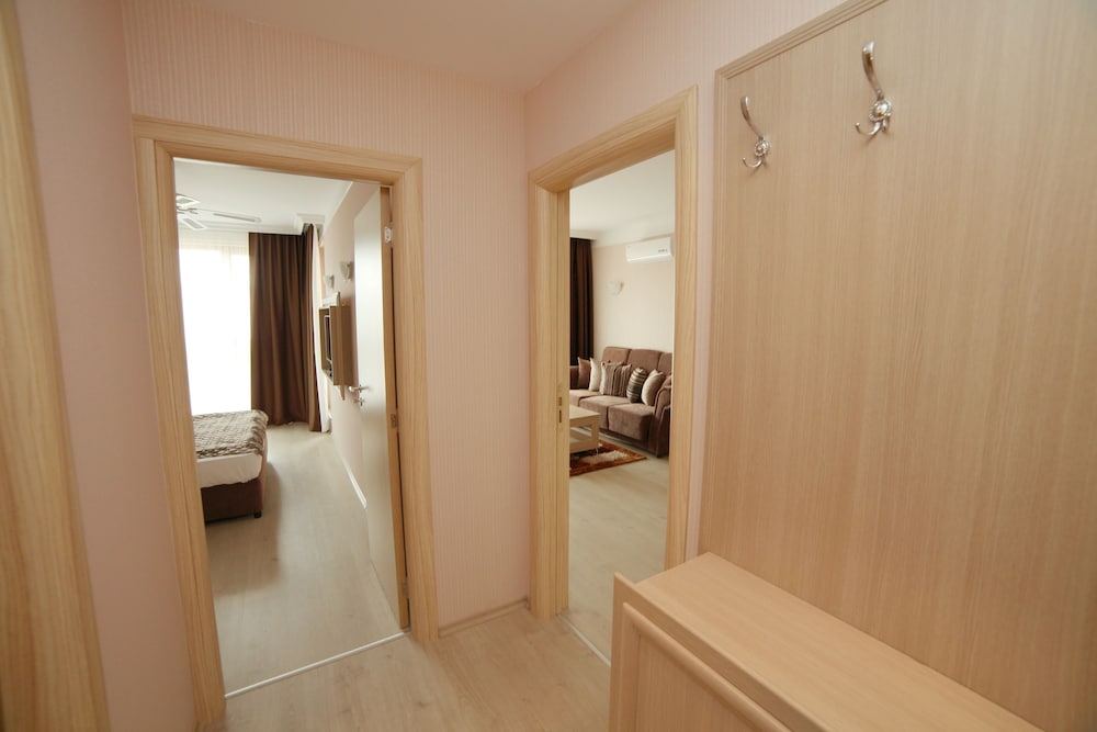 Harmony Suites 2 3 36/65