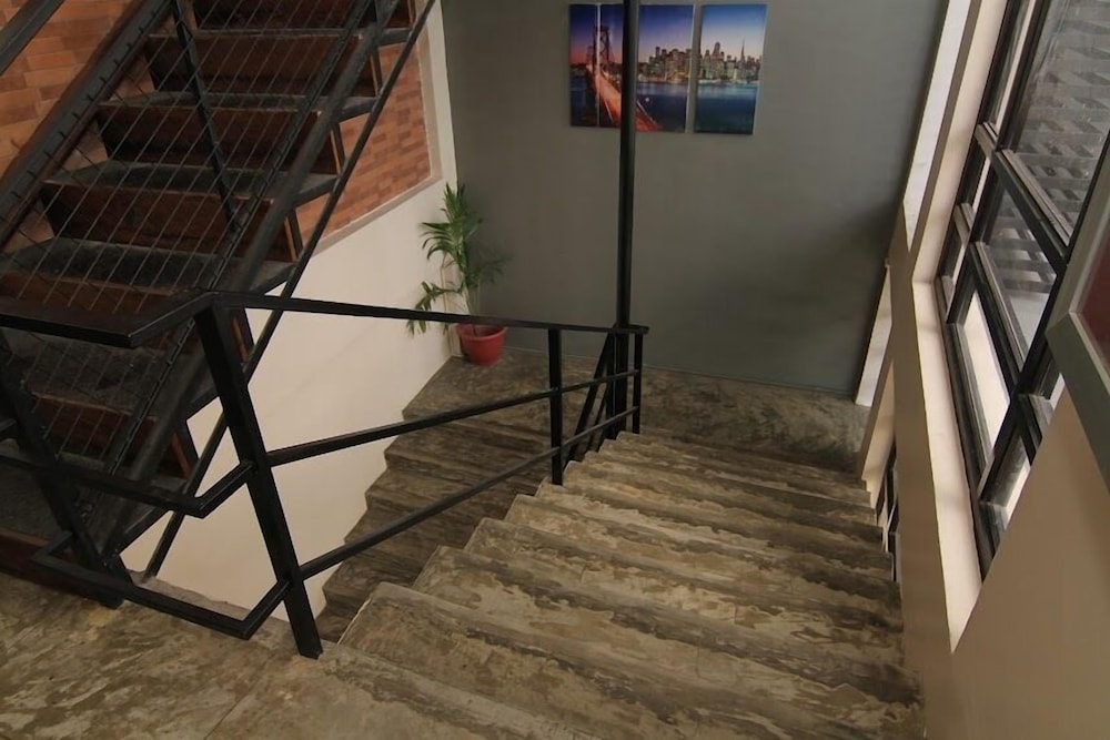 Aliria Bed And Breakfast 42/46