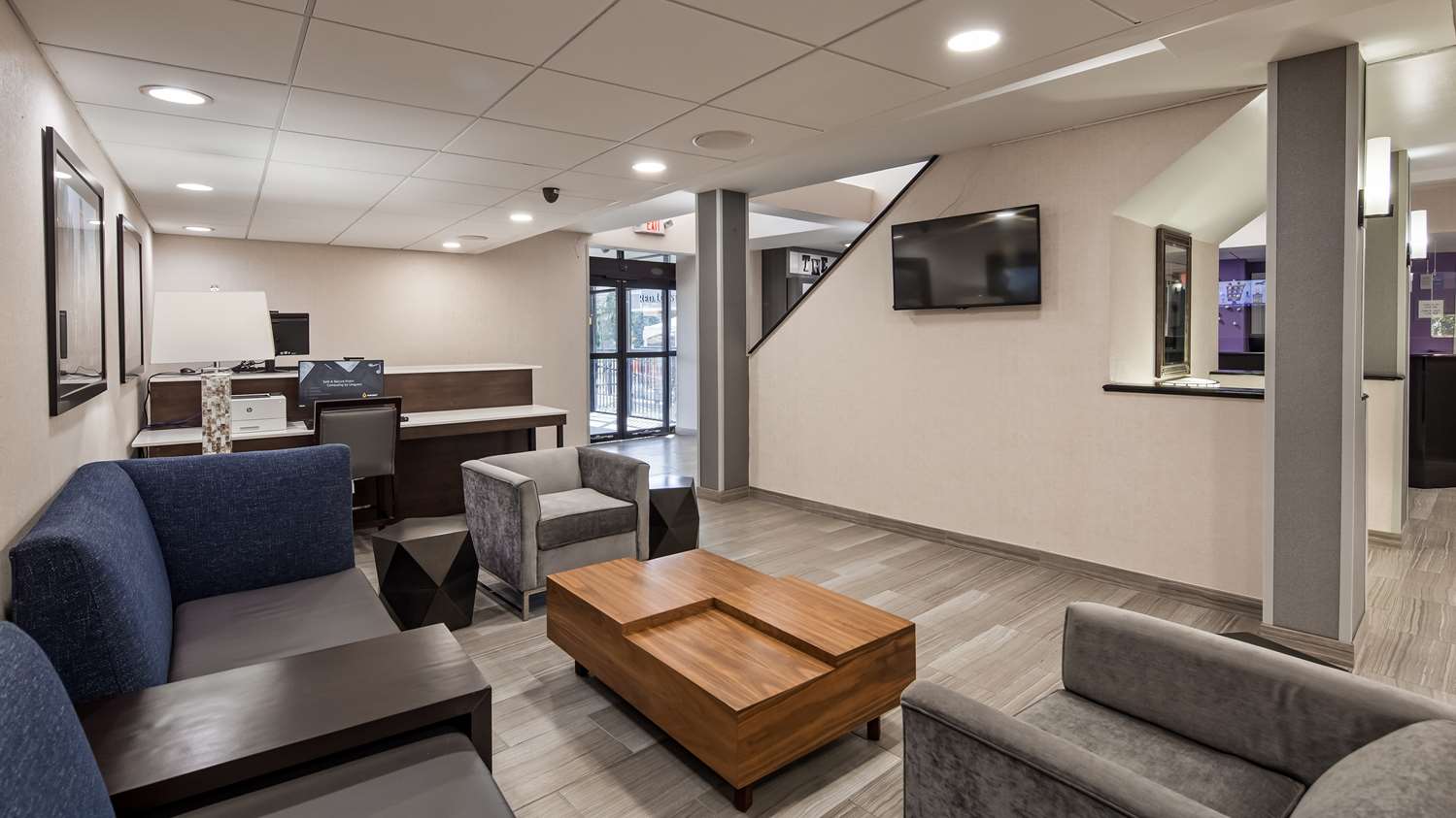 Best Western Paramus Hotel & Suites 26/35