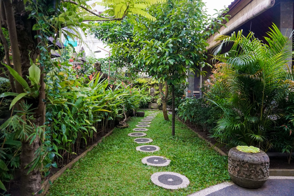 Three Brothers Guest House 17/26