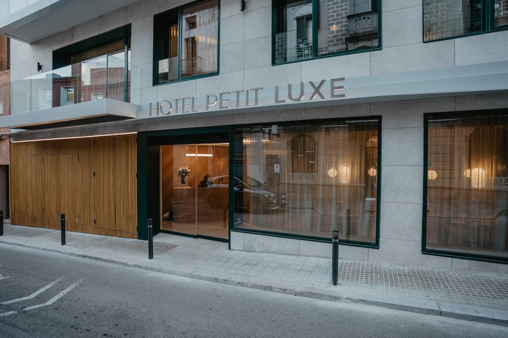Hotel Boutique Petit Luxe 3/36