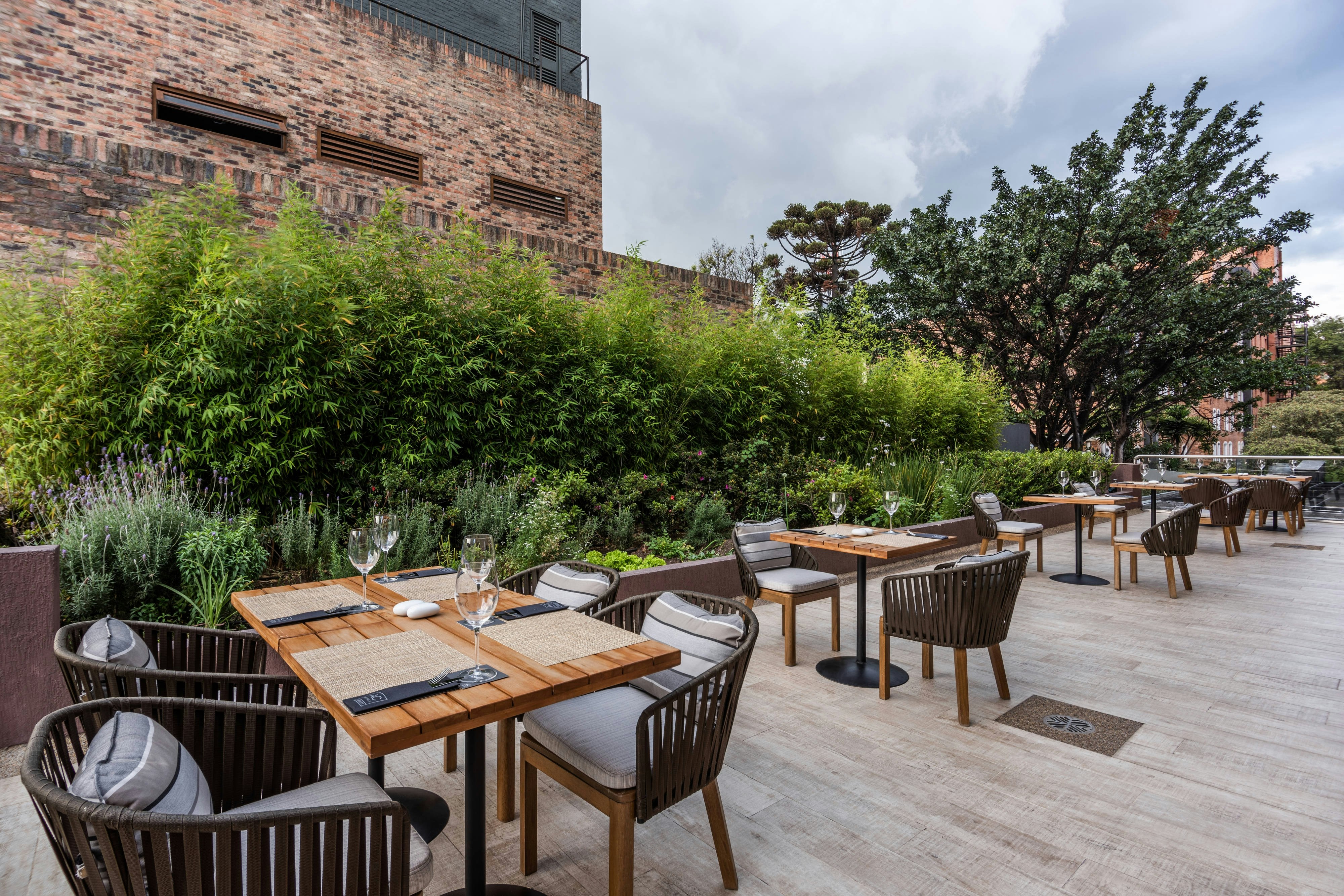 AC Hotel by Marriott Bogota Zona T 43/59