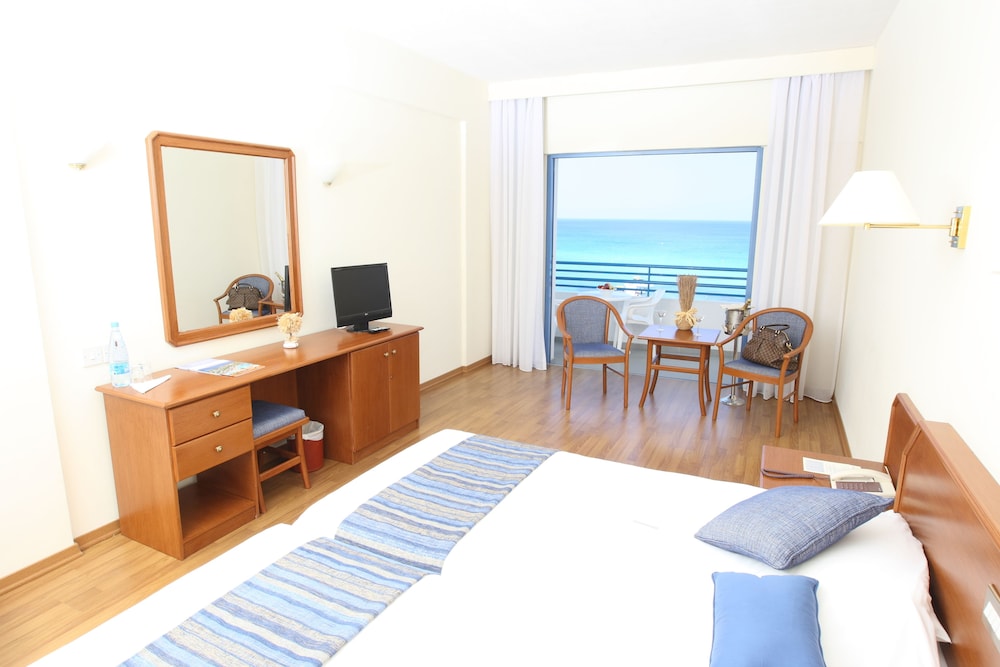 Iliada Beach Hotel 19/64