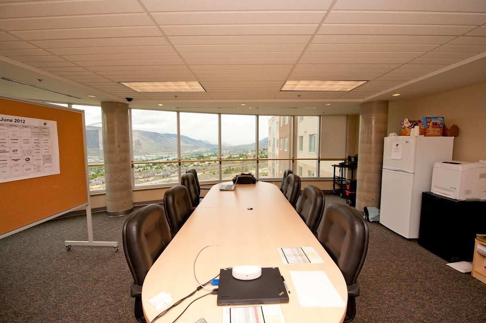 Residence & Conference Centre - Kamloops 44/61