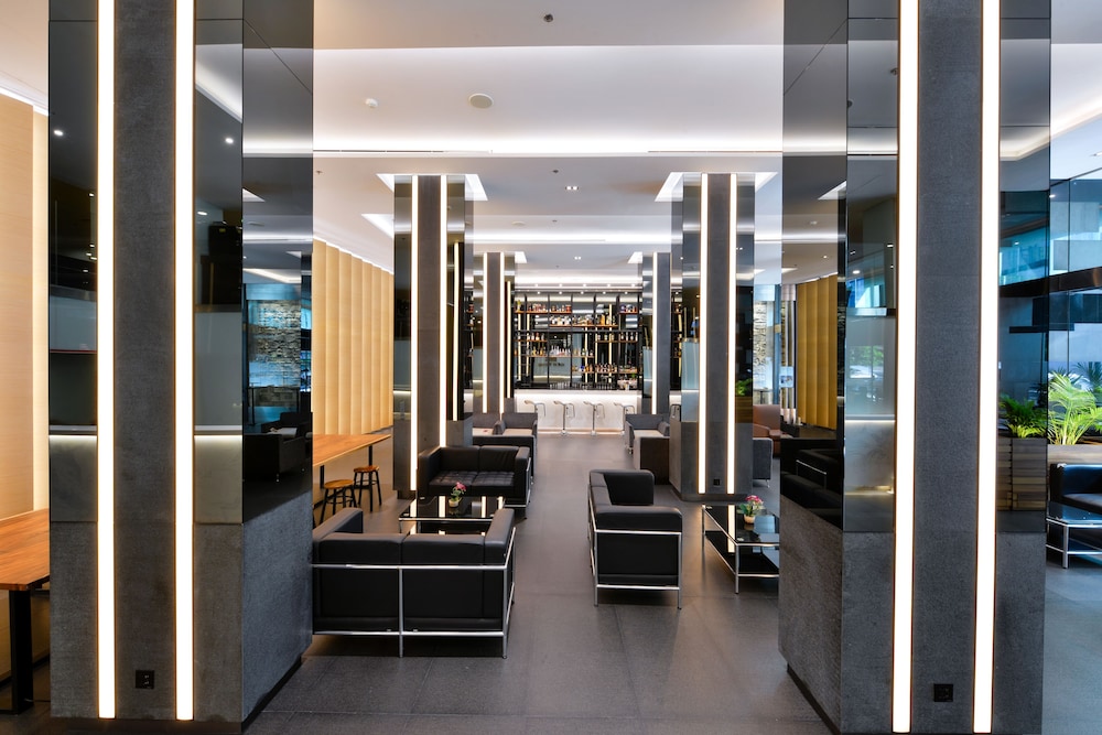 Hotel Royal Bangkok 46/67