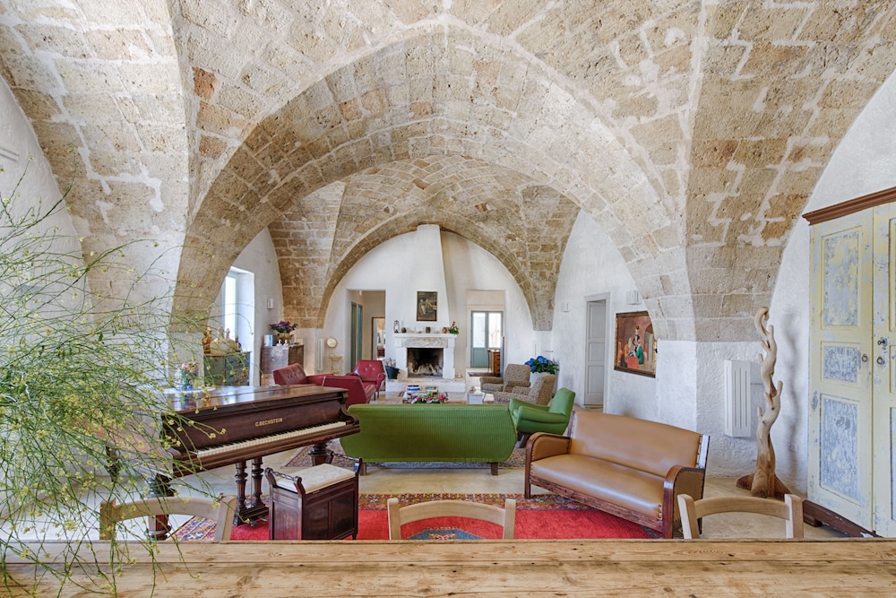 Masseria Palombara 57/77