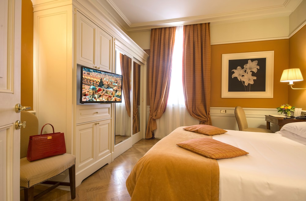 Hotel Corona d Oro 1890 16/43
