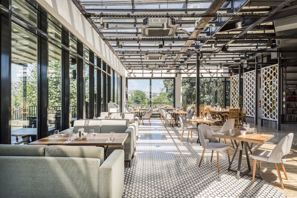 Arise Hotel Golden Horn 40/43