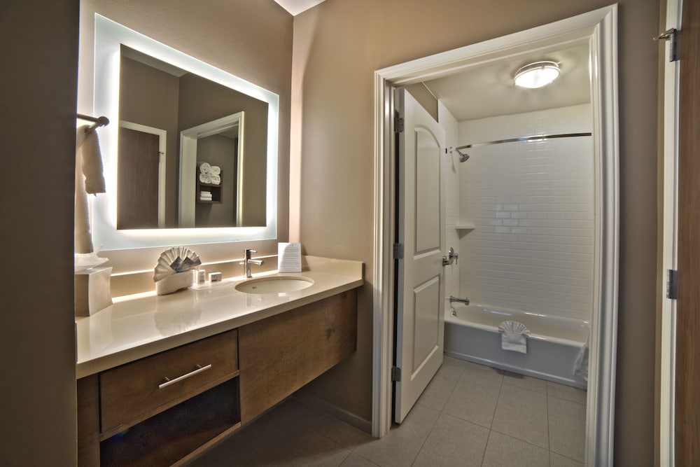 جناح بسرير كينج بغرفة نوم واحدة بمطبخ، Staybridge Suites Houston Humble Generation Pk 3/3