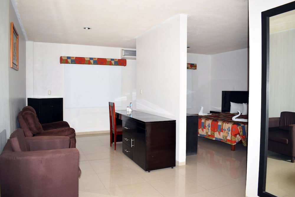 Hotel Juliet 30/34
