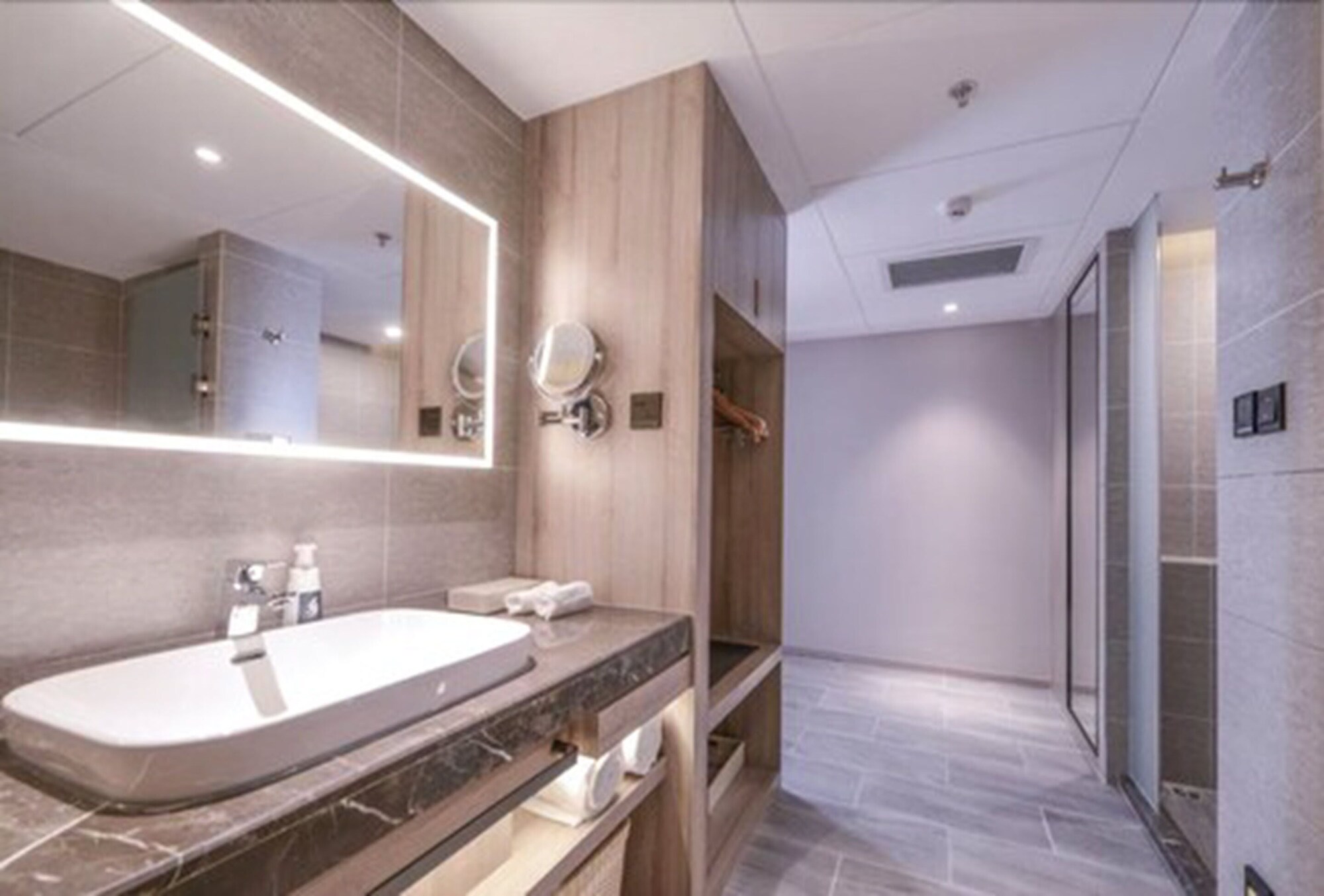 غرفة سوبيريور بسريرين منفصلين، Bantian Zhongcheng Atour Hotel Shenzhen 3/3