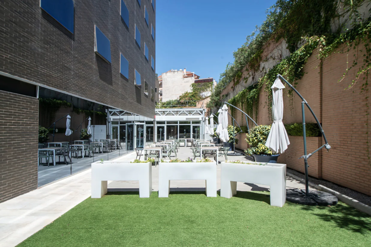 Hotel Granada by Pierre & Vacances 23/26