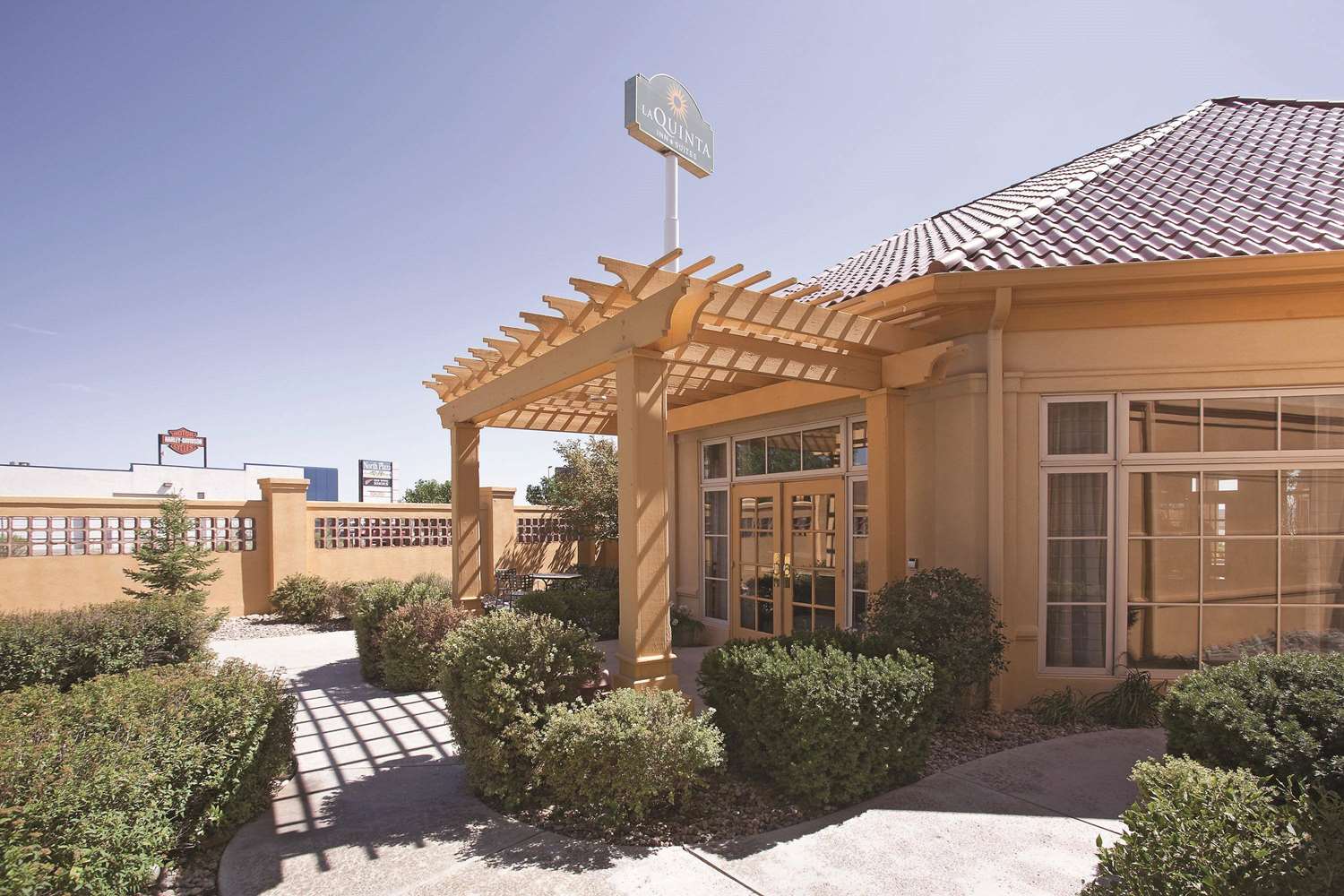 La Quinta Inn Suites Pueblo 42/48